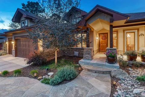 2713 Hawk Point Court