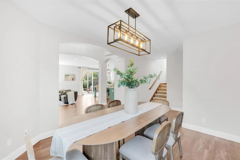 1725 Espana Way Morgan Hill, CA 95037