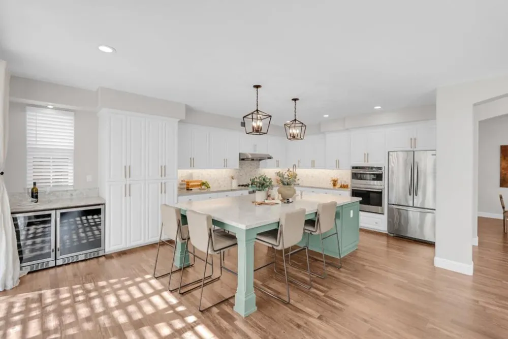1725 Espana Way Morgan Hill, CA 95037