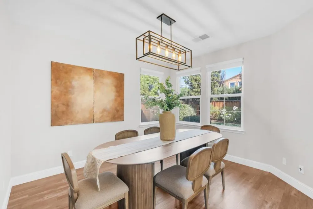 1725 Espana Way Morgan Hill, CA 95037