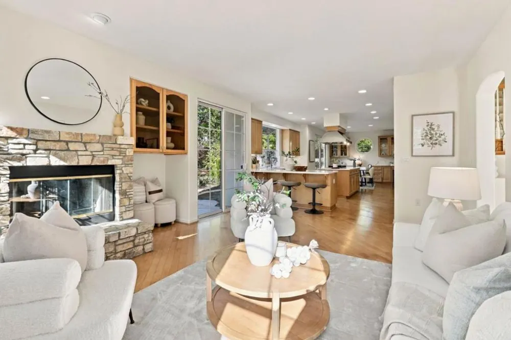 18896 Woodleigh Court Saratoga, CA 95070