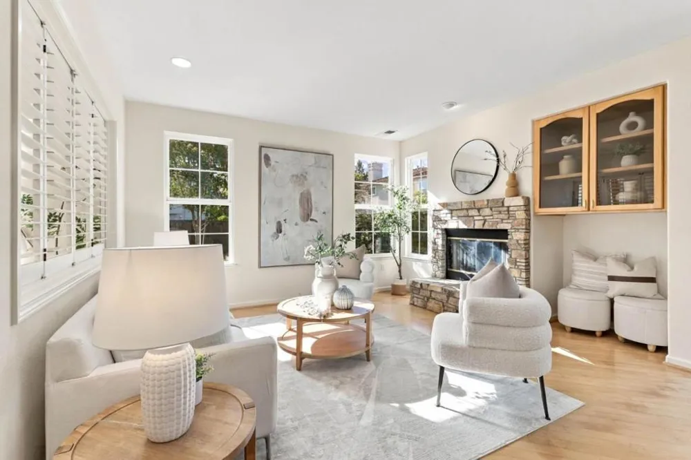 18896 Woodleigh Court Saratoga, CA 95070