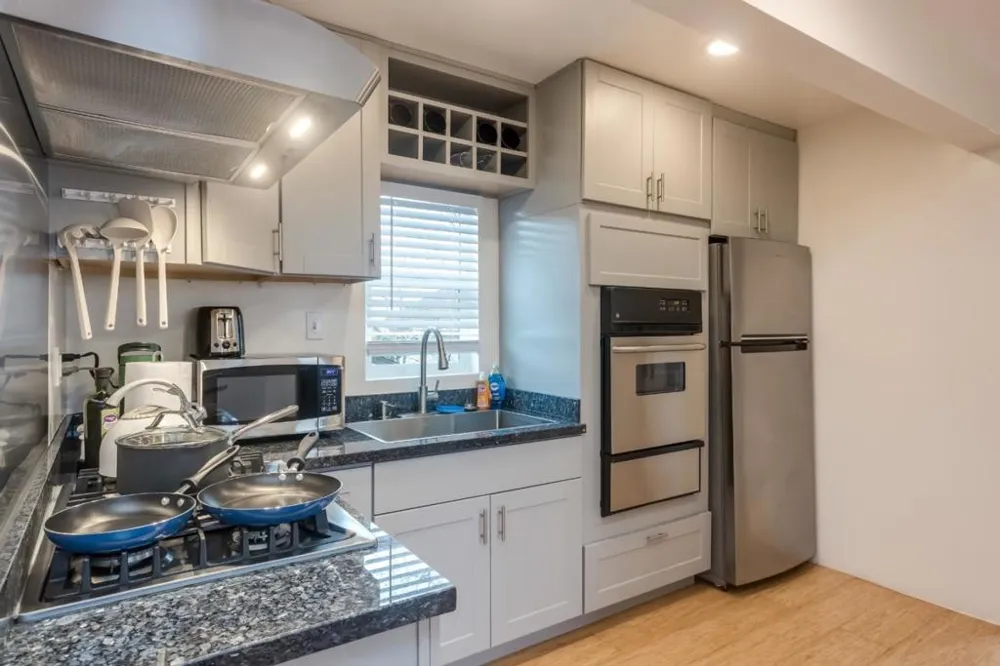 24432445 24th Avenue Oakland, CA 94601