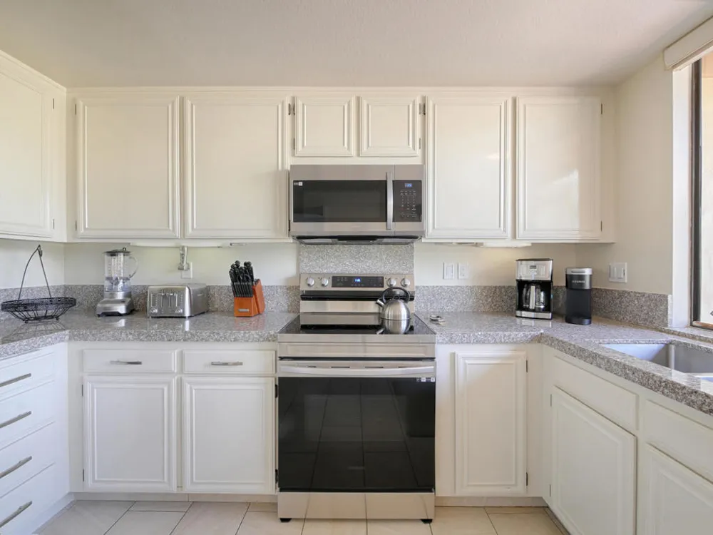 312 S Sierra Madre S Palm Desert, CA 92260