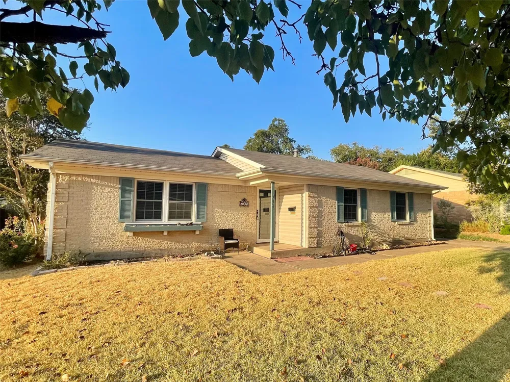 714 Timberlake Circle Richardson, TX 75080