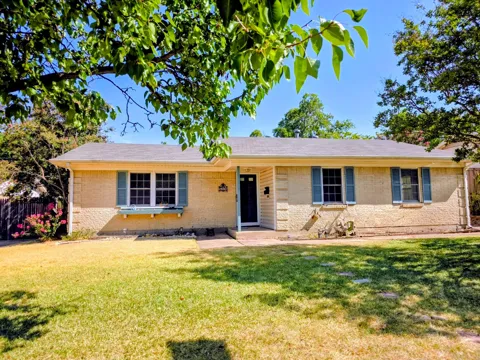 714 Timberlake Circle