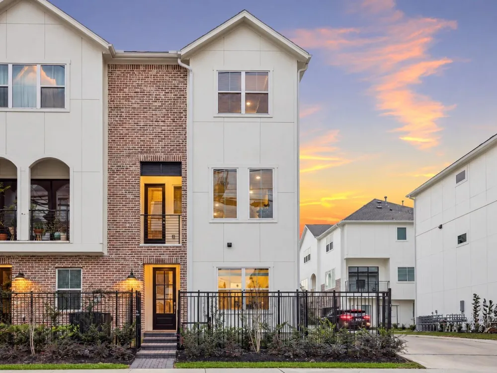 3405 Hicks Street Houston, TX 77007