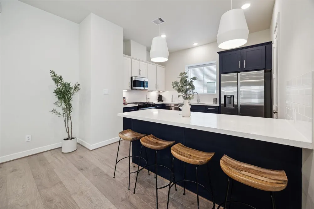 3405 Hicks Street Houston, TX 77007
