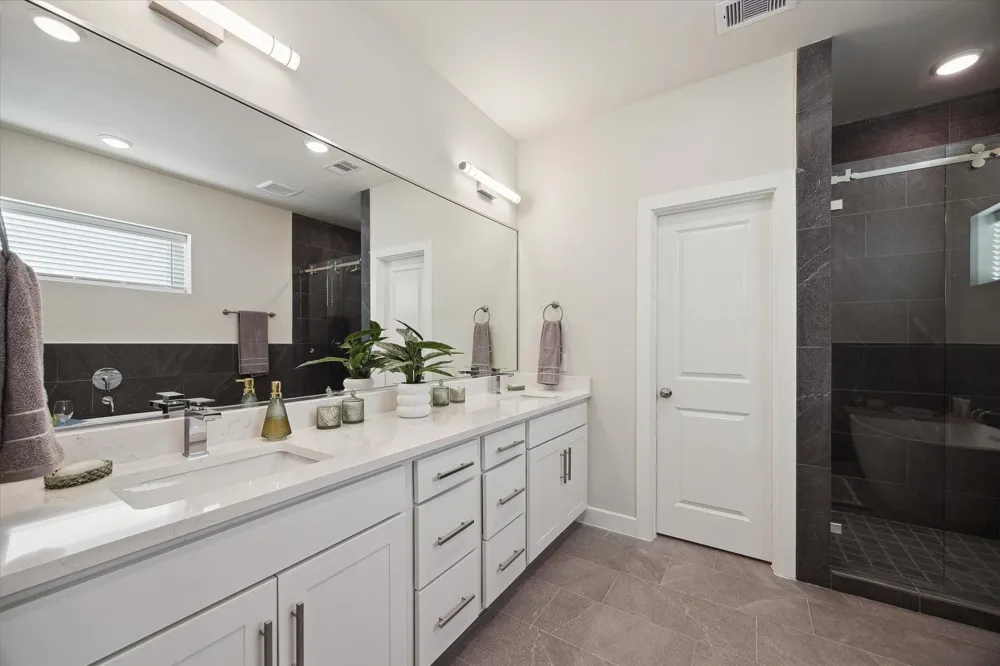 3405 Hicks Street Houston, TX 77007