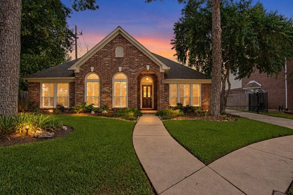 13222 Sycamore Heights Street Houston, TX 77065