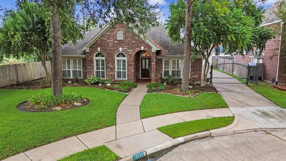 13222 Sycamore Heights Street Houston, TX 77065