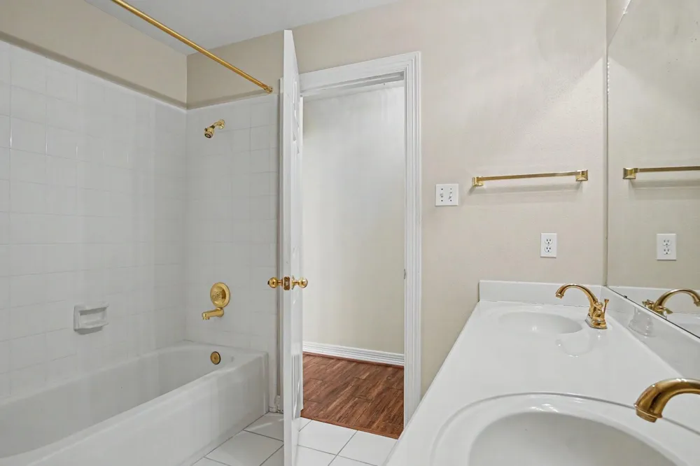 13222 Sycamore Heights Street Houston, TX 77065