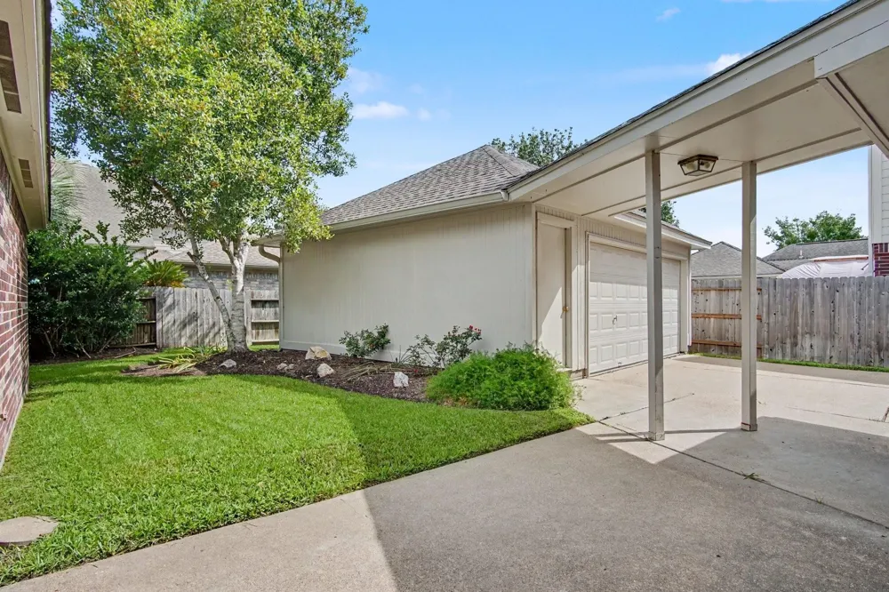 13222 Sycamore Heights Street Houston, TX 77065