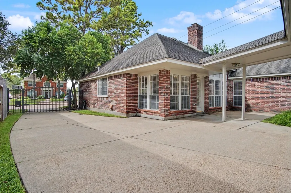 13222 Sycamore Heights Street Houston, TX 77065