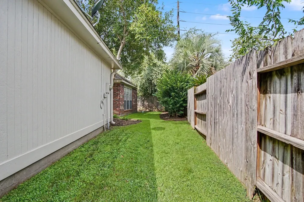 13222 Sycamore Heights Street Houston, TX 77065