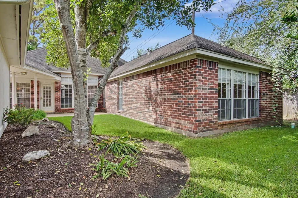 13222 Sycamore Heights Street Houston, TX 77065