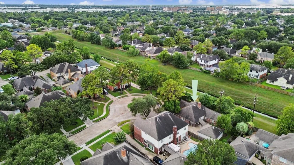 13222 Sycamore Heights Street Houston, TX 77065