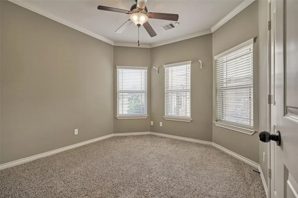 103 Bessie Price Owens Drive Montgomery, TX 77356
