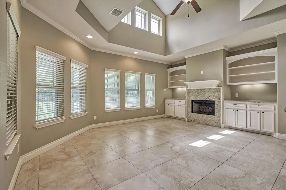 103 Bessie Price Owens Drive Montgomery, TX 77356