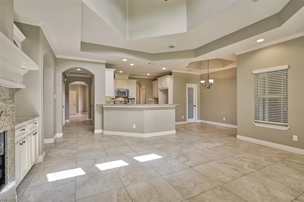 103 Bessie Price Owens Drive Montgomery, TX 77356