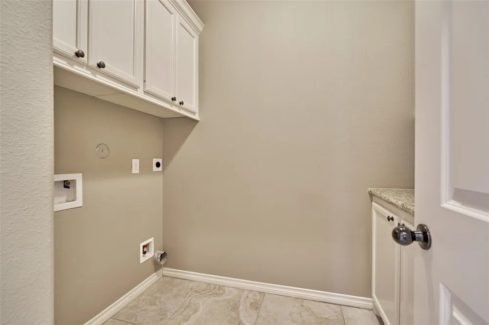 103 Bessie Price Owens Drive Montgomery, TX 77356
