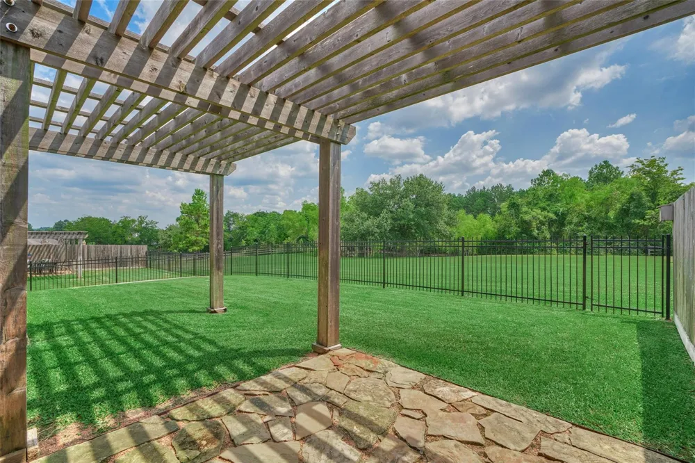 103 Bessie Price Owens Drive Montgomery, TX 77356