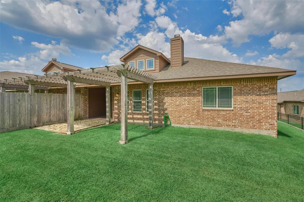 103 Bessie Price Owens Drive Montgomery, TX 77356