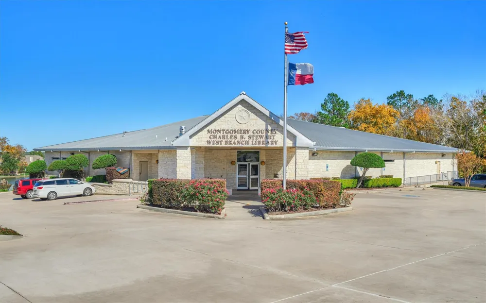 103 Bessie Price Owens Drive Montgomery, TX 77356