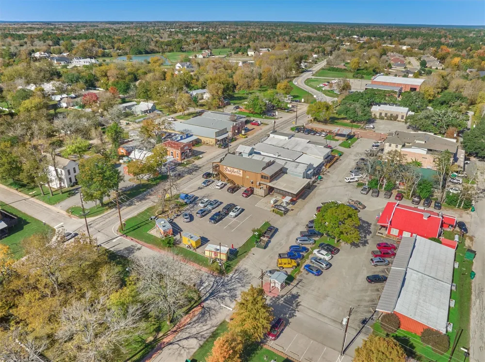 103 Bessie Price Owens Drive Montgomery, TX 77356