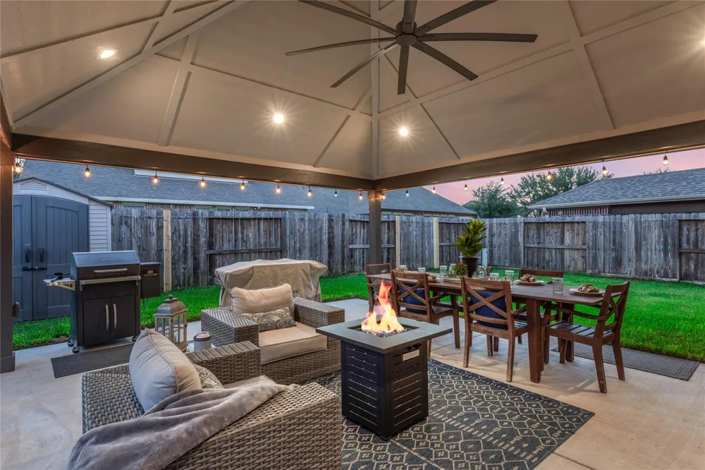 10119 Naples Cliff Court Cypress, TX 77433