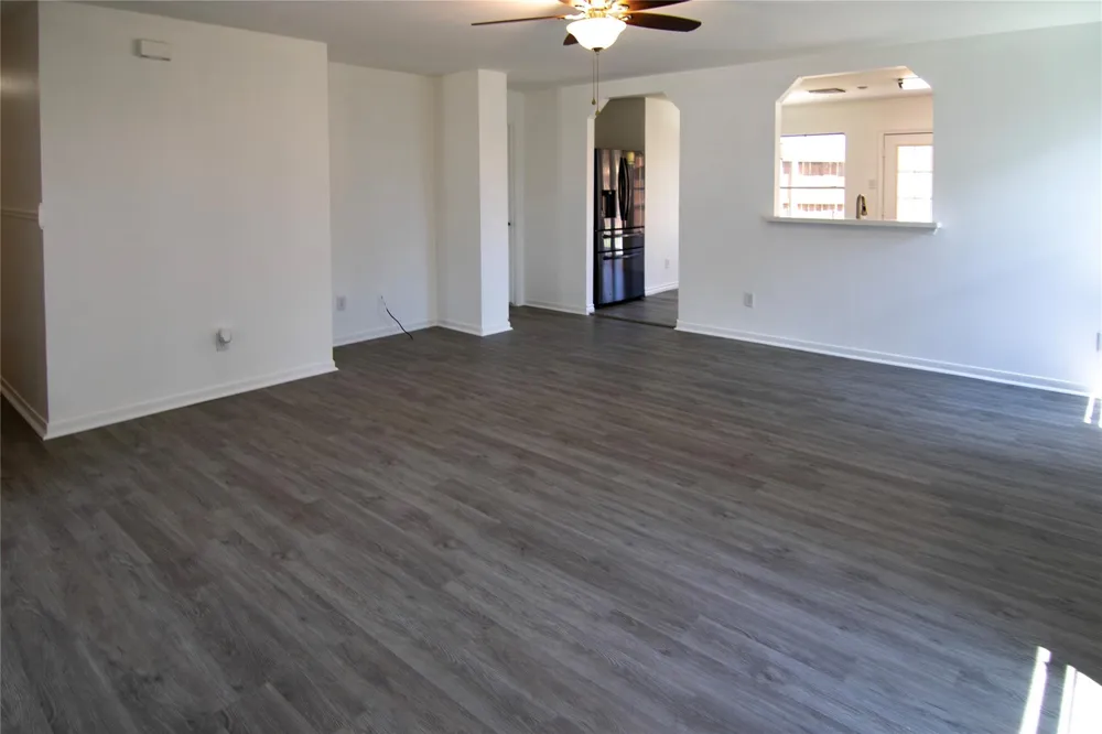 3219 Maryfield Lane Pearland, TX 77581