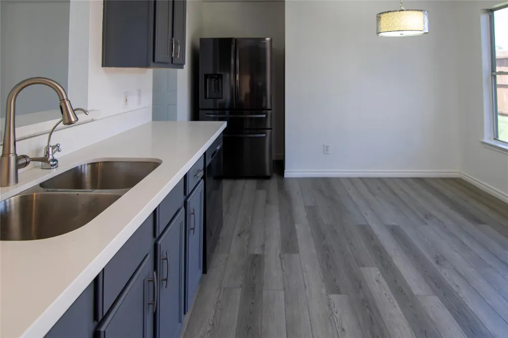 3219 Maryfield Lane Pearland, TX 77581