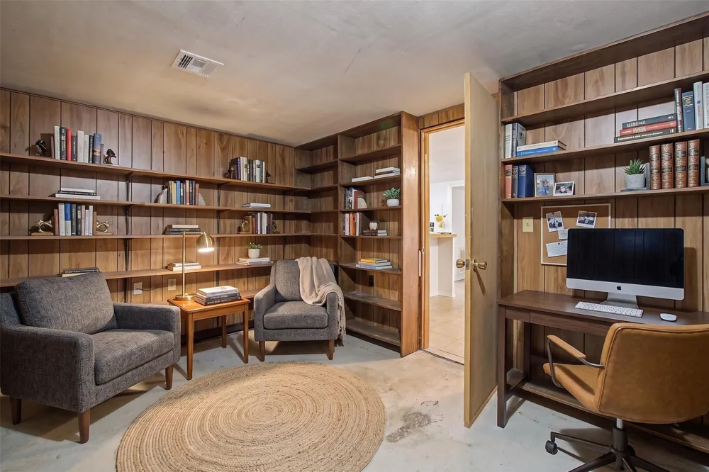 6556 Golden Oaks Drive Conroe, TX 77385
