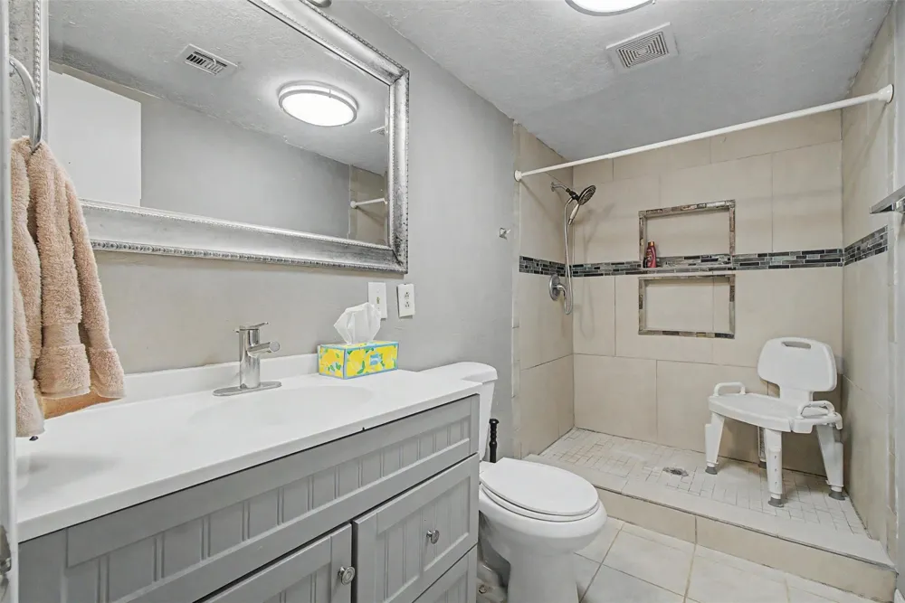 6556 Golden Oaks Drive Conroe, TX 77385