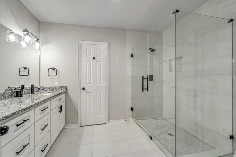 7312 Main Street Houston, TX 77030