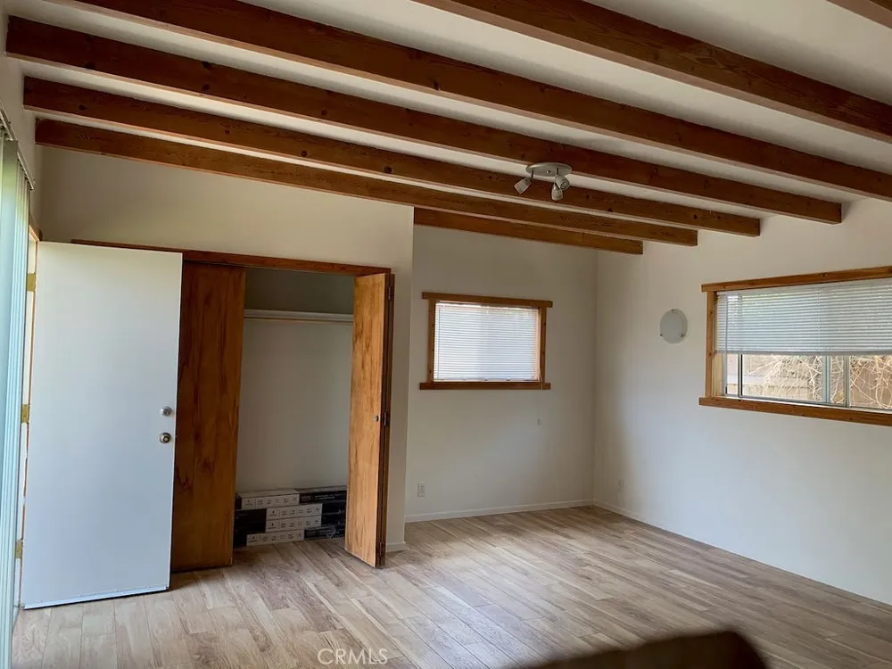 1760 Ruhland Avenue Manhattan Beach, CA 90266