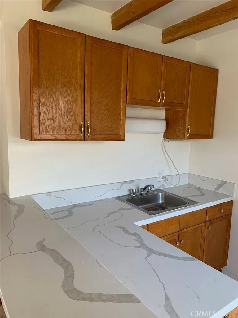 1760 Ruhland Avenue Manhattan Beach, CA 90266