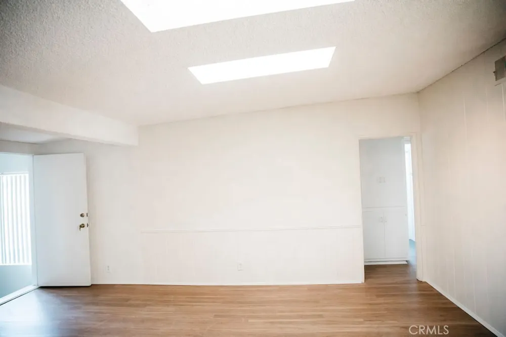1760 Ruhland Avenue Manhattan Beach, CA 90266