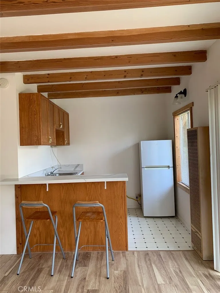 1760 Ruhland Avenue Manhattan Beach, CA 90266