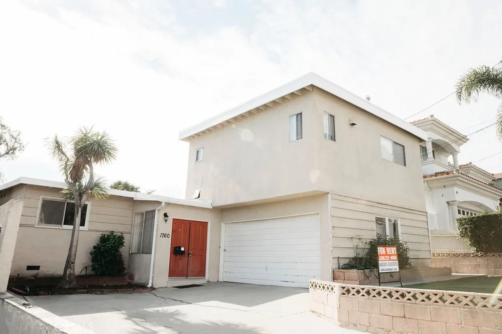 1760 Ruhland Avenue Manhattan Beach, CA 90266