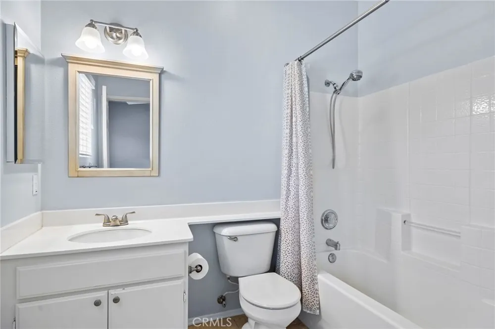 105 Via Vicini Rancho Santa Margarita, CA 92688