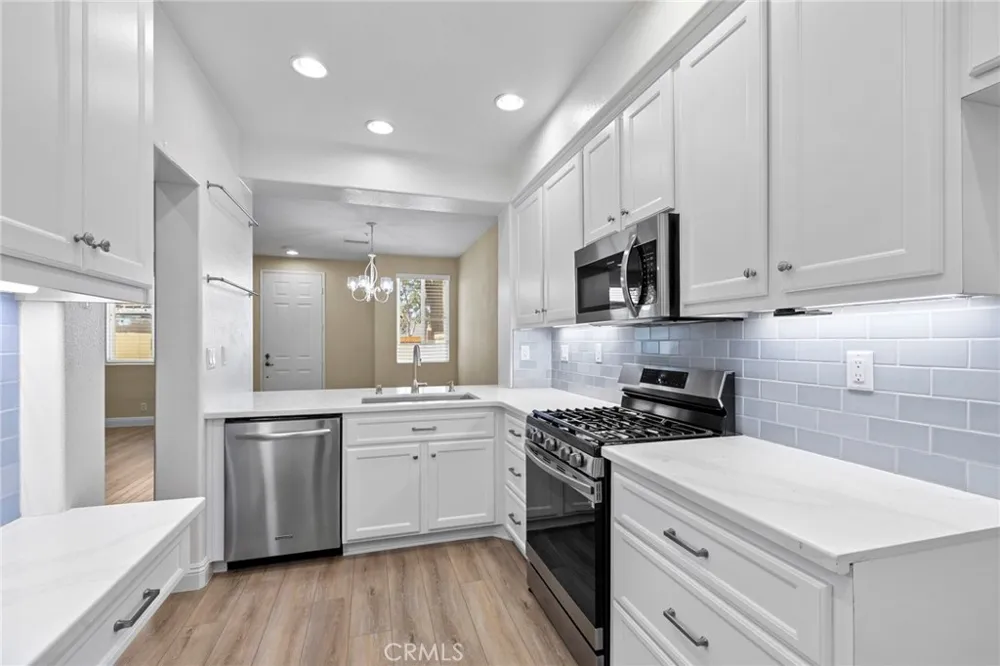 105 Via Vicini Rancho Santa Margarita, CA 92688