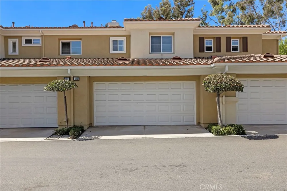 105 Via Vicini Rancho Santa Margarita, CA 92688