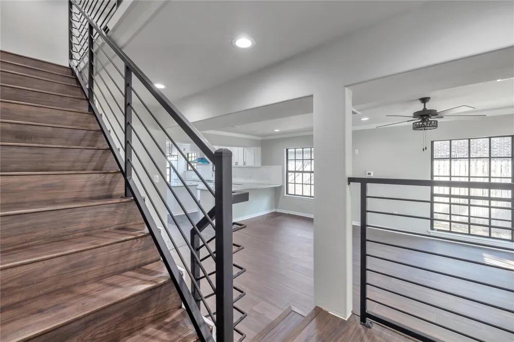 7312 Main Street Houston, TX 77030