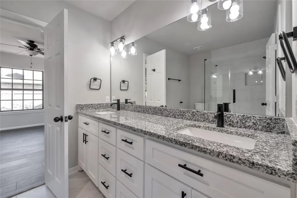 7312 Main Street Houston, TX 77030