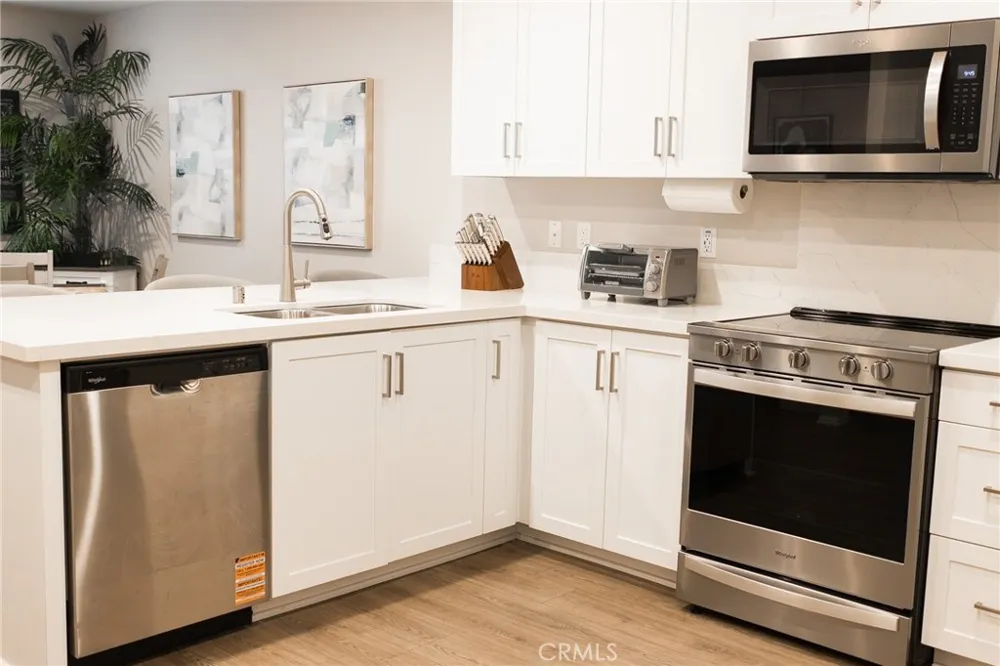 16179 Lumia Way Fontana, CA 92336