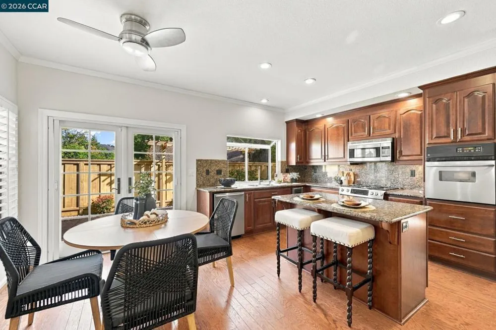 220 Promenade Ln Danville, CA 94506