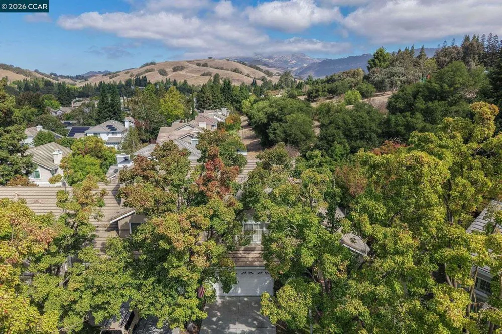 220 Promenade Ln Danville, CA 94506