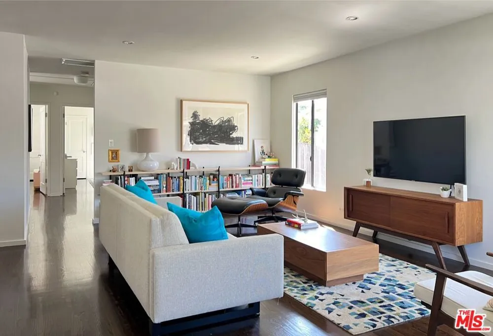 3865 Lyceum Avenue Los Angeles, CA 90066