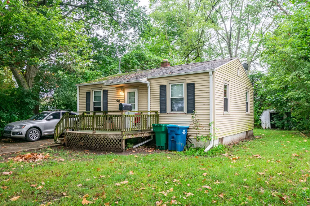 98 23rd Street S Battle Creek, MI 49015